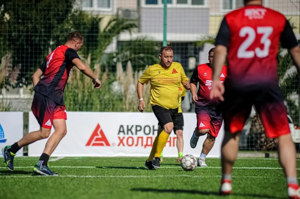 ix_futbolnyy_turnir_pamyati_m_sukhorebrova_3.jpg