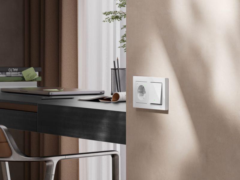 Розетка AtlasDesign Smart 16А L+N с заземл. защ. шторки Zigbee механизм бел. SE ATN000145Z в интернет-магазине Рэмкабель