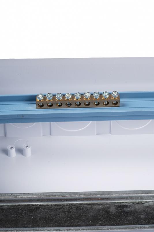 Бокс модульный встраив. PDB/R 1018 WH (ЩРВ-П-18) IP41 пластик. Pro JazzWay 5071766 в интернет-магазине Рэмкабель