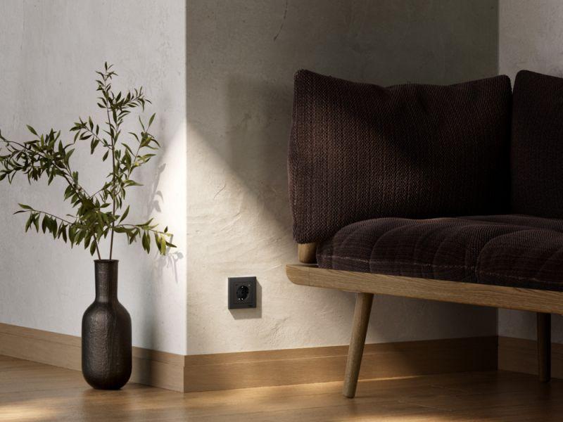 Розетка AtlasDesign Smart 16А L+N с заземл. защ. шторки Zigbee механизм карбон SE ATN001045Z в интернет-магазине Рэмкабель